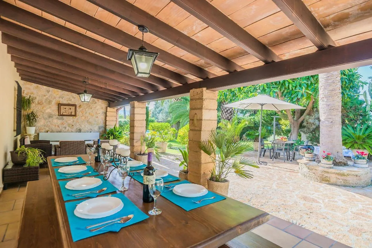 Cati Sontoiri Villa Pollenca Spain