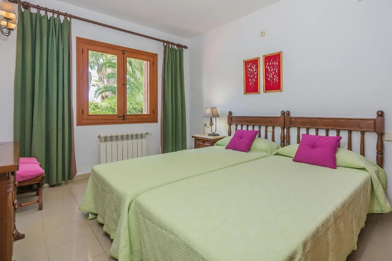 Cati Sontoiri Villa Pollenca 0*,