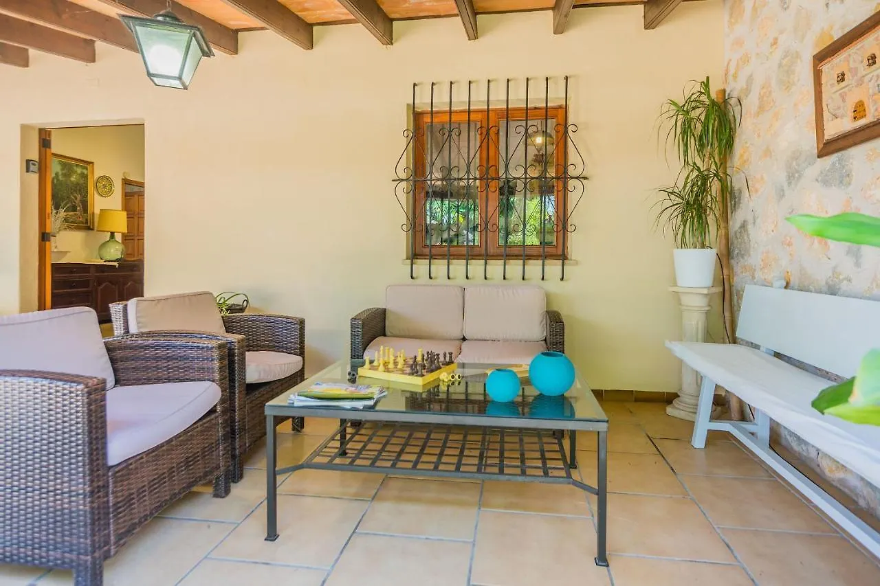 Cati Sontoiri Villa Pollenca Spain